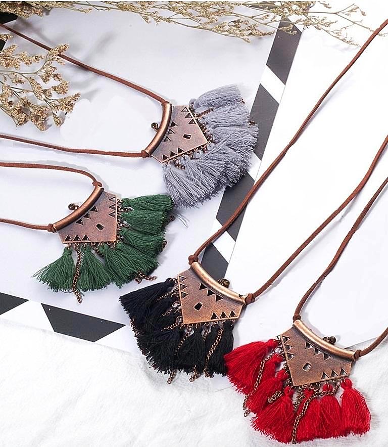 Pyramid Tassel Choker Necklace