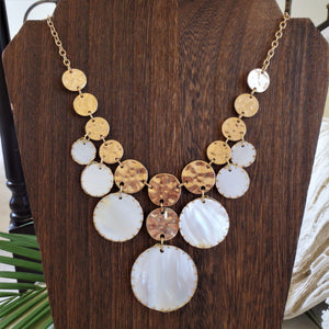 Capiz Shell Necklace KEISELA